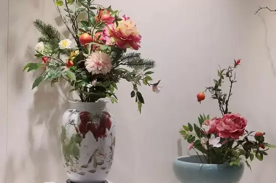 花一般高出花瓶多少 花一般高出花瓶多少
