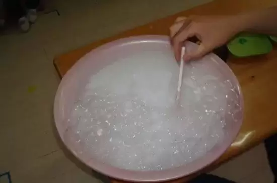 洗衣粉水浇花会不会把花杀死 洗衣粉水浇花会不会把花杀死