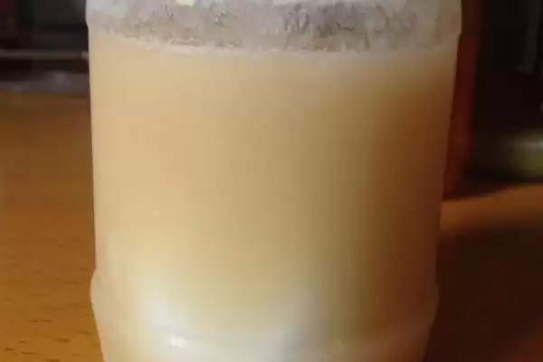 图片[4]-白色和透明蜂蜜特点(白色和透明蜂蜜在色泽、口感等方面有何特点)-会东网