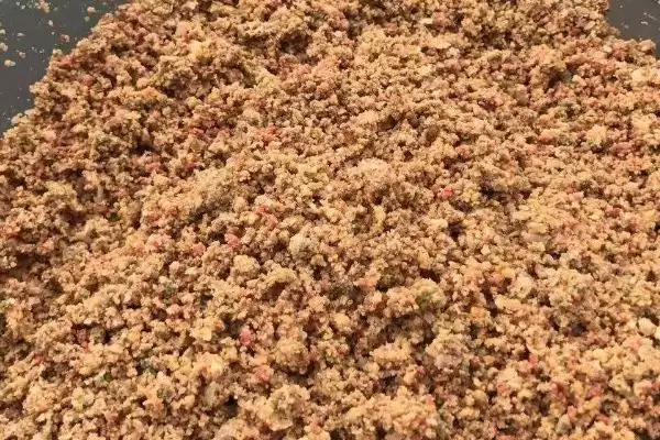 图片[3]-草鱼喜欢吃什么饵料(草鱼偏好的饵料种类有哪些呢)-会东网