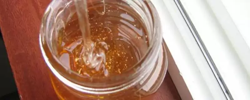 桉树蜜颜色原因(桉树蜜多呈琥珀色的原因和其成分与色泽关系)-会东网