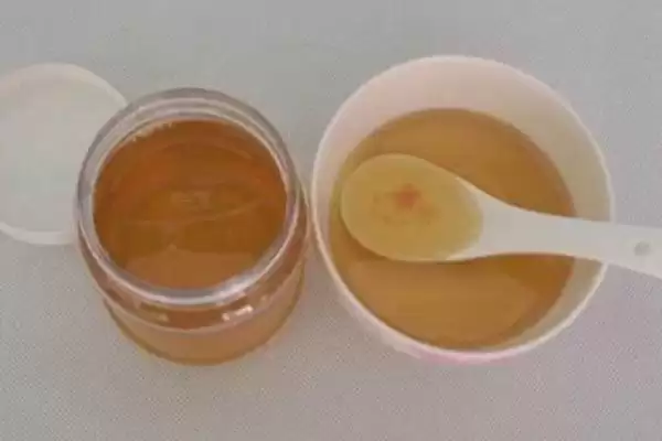 图片[2]-桉树蜜颜色原因(桉树蜜多呈琥珀色的原因和其成分与色泽关系)-会东网