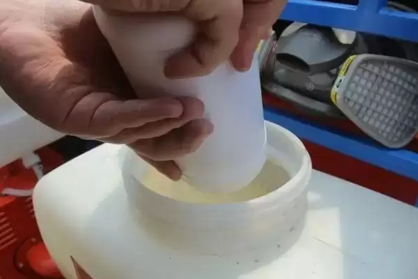 图片[2]-磷酸二氢钾如何兑水引关注，作物及使用方法影响兑水量解读-会东网