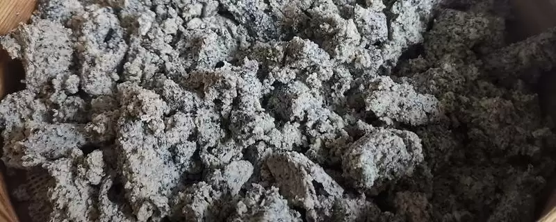 黑豆弄成豆渣再埋入盆内发酵做肥料,具体的发酵过程和注意事项有哪些?-会东网