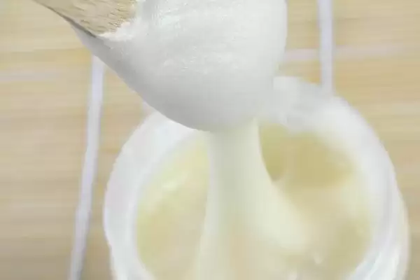椴树雪蜜与椴树蜜区别,椴树雪蜜与椴树蜜有哪些区别插图2 椴树雪蜜与椴树蜜区别,椴树雪蜜与椴树蜜有哪些区别插图2