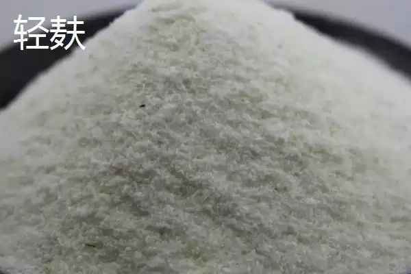 垂钓鲫鱼加轻麸还是雪花粉好呢,垂钓鲫鱼加轻麸还是雪花粉插图1 垂钓鲫鱼加轻麸还是雪花粉好呢,垂钓鲫鱼加轻麸还是雪花粉插图1