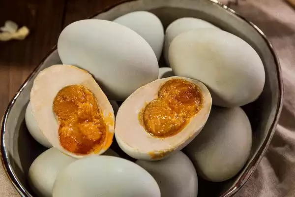 端午节习俗的原因,端午节要带五彩线及喝雄黄酒是何原因插图3 端午节习俗的原因,端午节要带五彩线及喝雄黄酒是何原因插图3