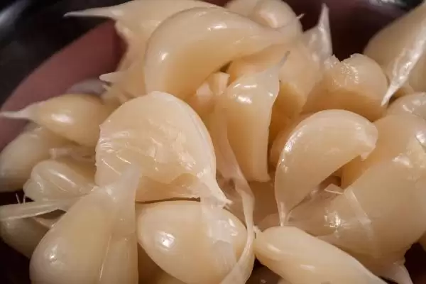 大蒜的腌制方法种类介绍,大蒜怎么腌制有哪些不同方法插图1 大蒜的腌制方法种类介绍,大蒜怎么腌制有哪些不同方法插图1