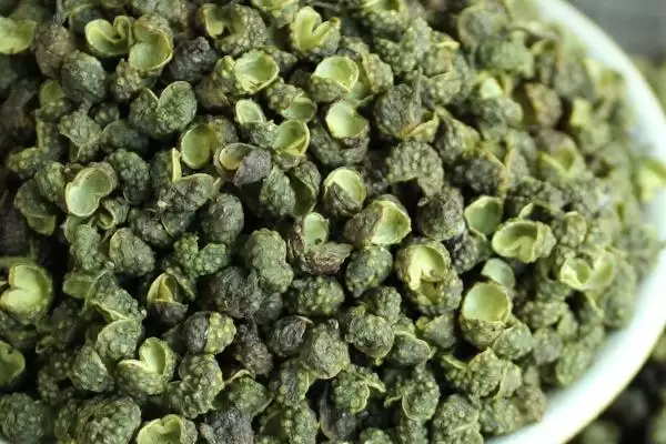 花椒挑选方法看捏闻法能选好吗,花椒的挑选方法，看捏闻方式可靠吗？插图4