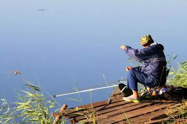 大鲢鱼垂钓的难度大不大呢,大鲢鱼好钓吗插图1 大鲢鱼垂钓的难度大不大呢,大鲢鱼好钓吗插图1