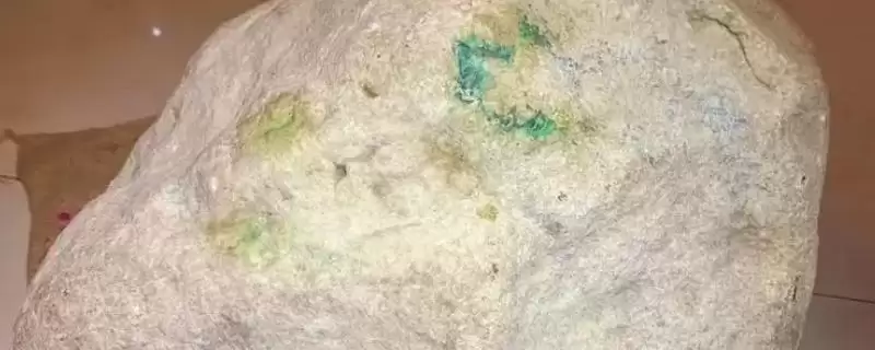 国内翡翠原石的产地在哪,国内翡翠原石主要产自中国云南地区吗-会东网
