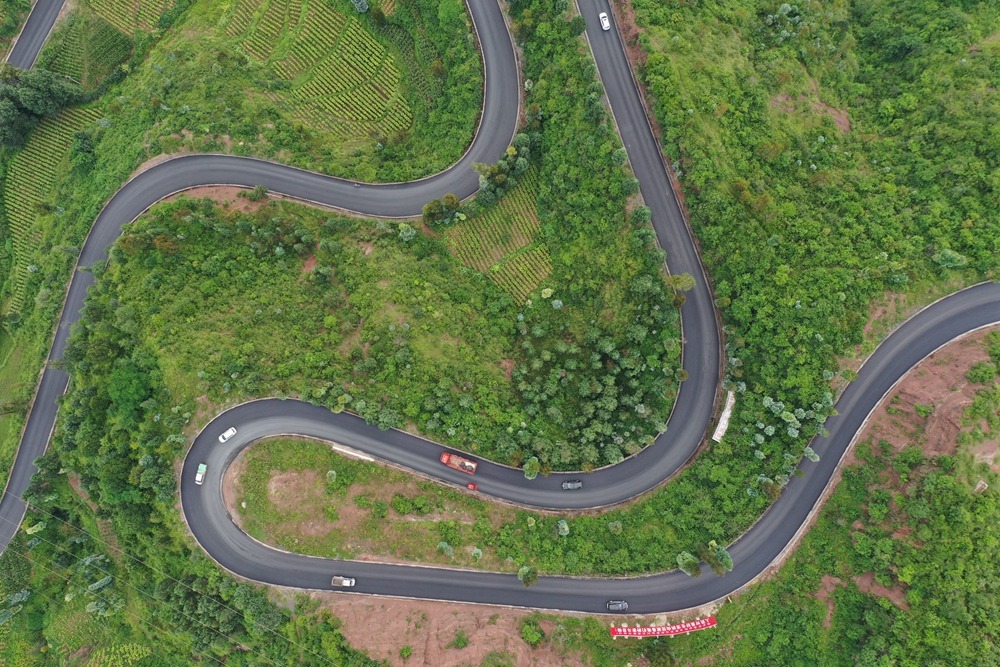 会东:往返县城和乌东德镇的这条乡镇公路插图2 会东:往返县城和乌东德镇的这条乡镇公路插图2