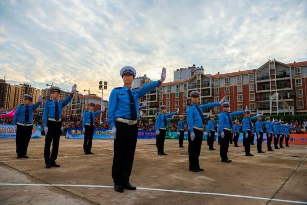 会东新闻资讯:随着县委书记刘晓博同志宣布开幕插图5 会东新闻资讯:随着县委书记刘晓博同志宣布开幕插图5