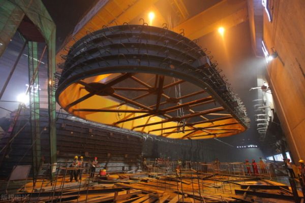 会东乌东德,金沙江下游第一个大型梯级电站,县城有酸菜坨坨鸡吃-会东网