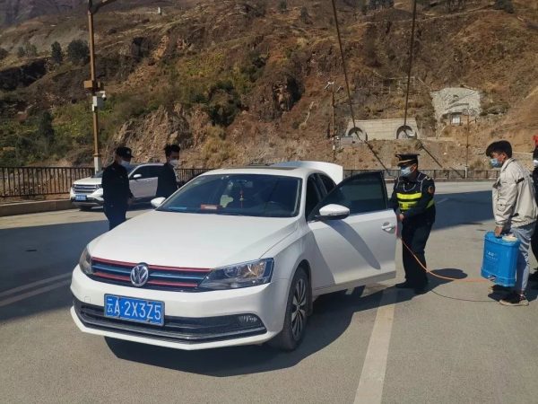 会东新闻资讯：党旗飘扬在川滇明珠抗疫一线插图