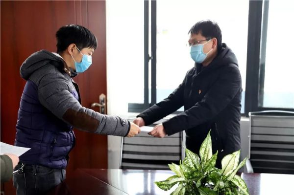 会东新闻资讯：党旗飘扬在川滇明珠抗疫一线插图3