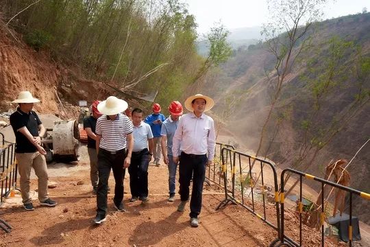 会东新闻资讯:刘晓博要把鲁南山打造成新地标插图3 会东新闻资讯:刘晓博要把鲁南山打造成新地标插图3