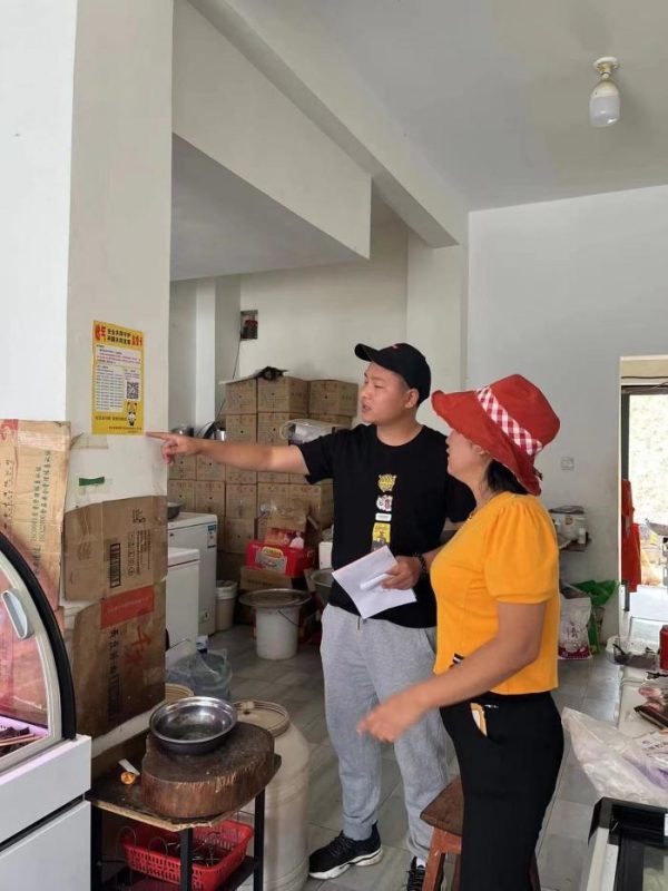 会东:消除燃气隐患 筑牢安全防线插图 会东:消除燃气隐患 筑牢安全防线插图