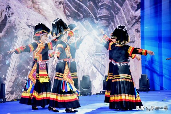 会东鲹鱼半岛共多少套房-会东网