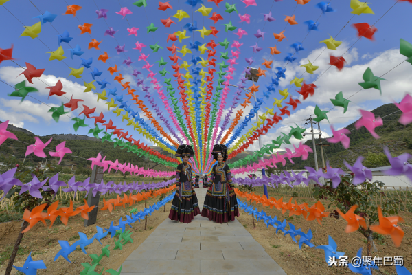 会东文化盛宴启幕：民俗、音乐与非遗共绘精神图谱插图1