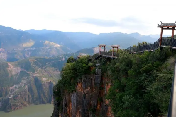 川滇明珠,熠熠生辉插图7 川滇明珠,熠熠生辉插图7