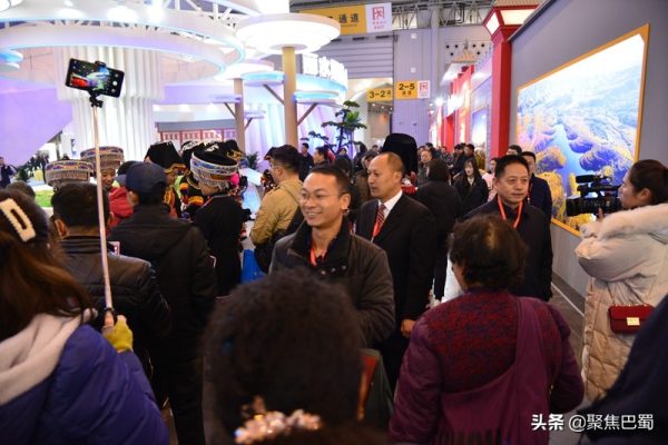 会东鲹鱼半岛共多少套房插图3 会东鲹鱼半岛共多少套房插图3