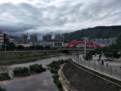 夹马石,一个原汁原味的自然景观,无门票,少有人知,消夏好去处插图1 夹马石,一个原汁原味的自然景观,无门票,少有人知,消夏好去处插图1