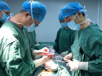 川滇明珠|华西胸外专家奔赴会东县人民医院开展手术插图2 川滇明珠|华西胸外专家奔赴会东县人民医院开展手术插图2