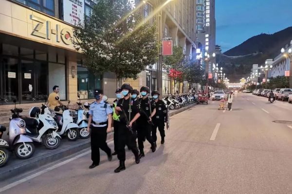 图片[2]-会东公安开展为期3天的夏夜治安巡查-会东网