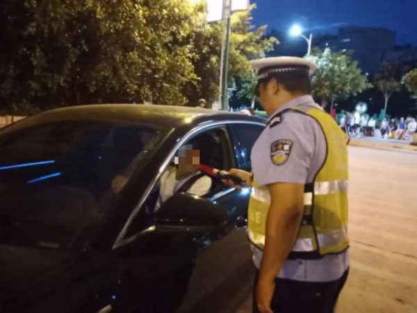 会东交警开展夏季酒驾醉驾集中整治百日行动插图2 会东交警开展夏季酒驾醉驾集中整治百日行动插图2