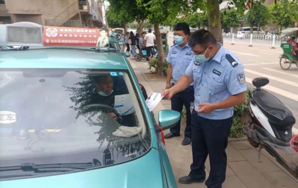 会东交警切实做好“火把节”期间道路交通安全工作插图1 会东交警切实做好“火把节”期间道路交通安全工作插图1