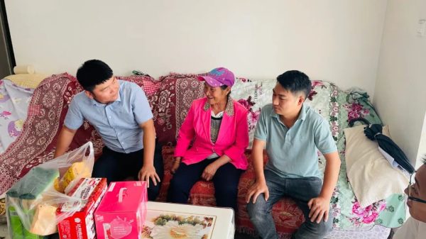 会东县干部职工走访慰问联系脱贫户、监测户!插图 会东县干部职工走访慰问联系脱贫户、监测户!插图