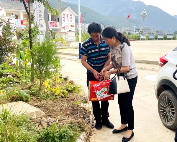 会东县干部职工走访慰问联系脱贫户、监测户!插图1 会东县干部职工走访慰问联系脱贫户、监测户!插图1