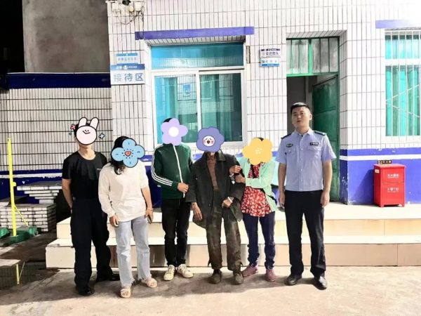 【百日行动】会东县公安局姜州派出所暖心救助摔倒老人-会东网