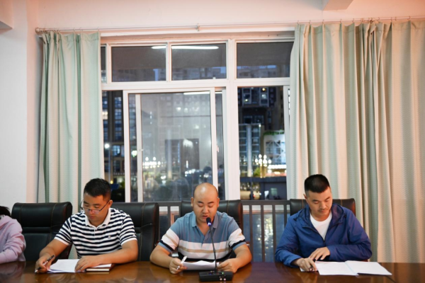 会东和文中学初2022级全体教师参加了本学期年级教师会插图1