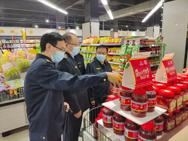 会东县疫情防控动态，会东市场监管局开展物价检查插图6