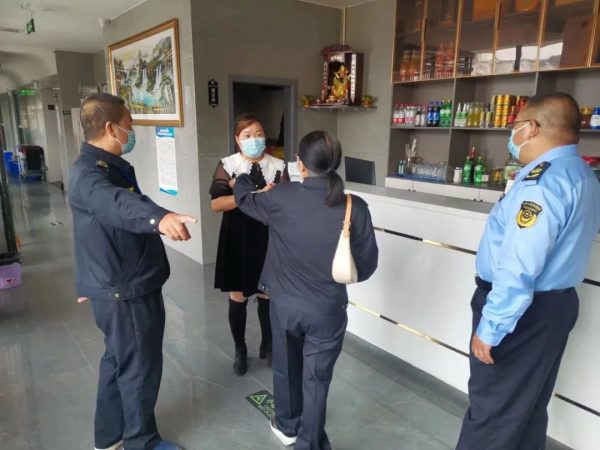 会东县疫情防控动态，会东市场监管局开展物价检查插图11