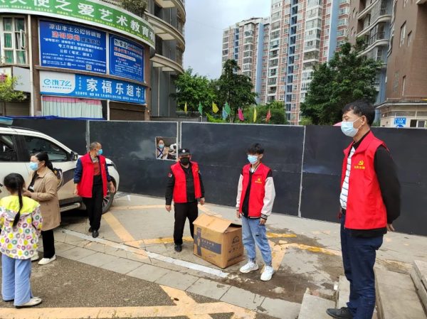图片[6]-会东县积极发挥党员先锋，党旗在会东基层一线高高飘扬！
