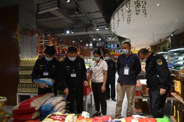 会东疫情防控,会东县市场监管局深入辖区对部分农贸市场插图2 会东疫情防控,会东县市场监管局深入辖区对部分农贸市场插图2