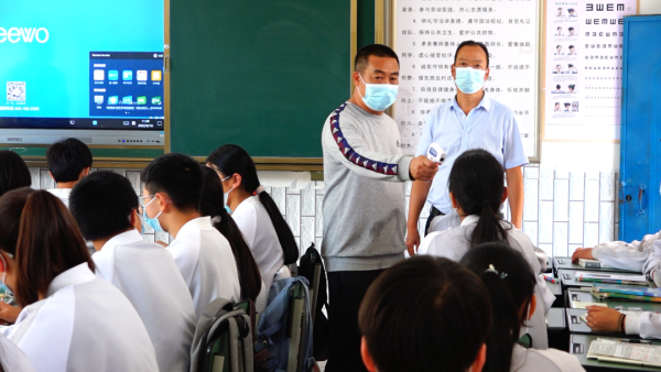 会东县大桥中学开展疫情防控应急演练插图5 会东县大桥中学开展疫情防控应急演练插图5