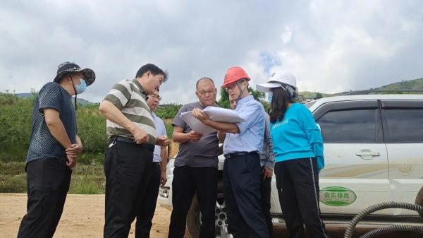 会东网在线|铁柳镇实地查看建制镇污水管网建设