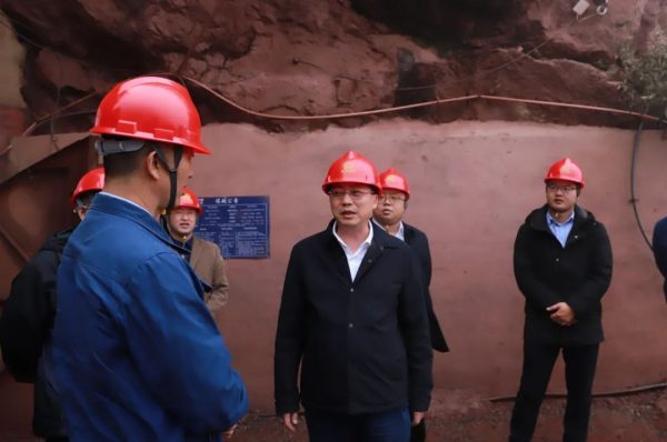 会东网:会东县委书记环江红到满银沟镇调研插图2 会东网:会东县委书记环江红到满银沟镇调研插图2