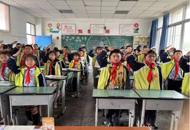 嘎吉中学,鲁吉中学,姜州镇中心校,铅锌镇中心校,铁柳镇中心校插图4 嘎吉中学,鲁吉中学,姜州镇中心校,铅锌镇中心校,铁柳镇中心校插图4