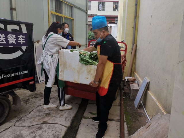 川滇明珠资讯｜会东县公安局警务保障大队全力保障防控物资需求插图3