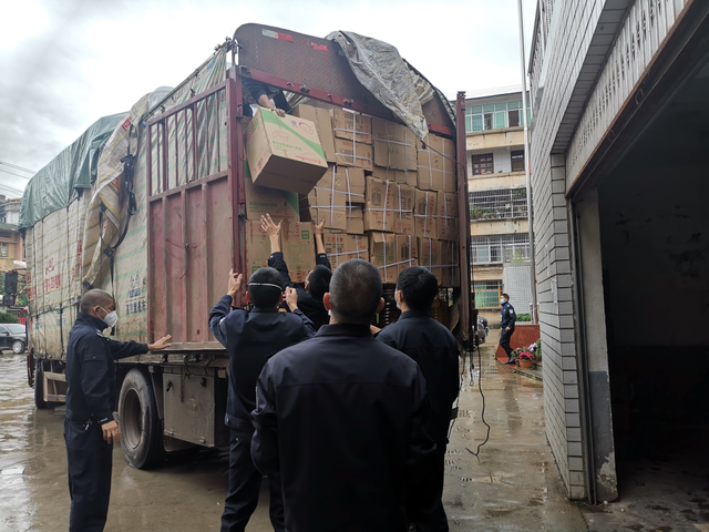 川滇明珠资讯｜会东县公安局警务保障大队全力保障防控物资需求插图2