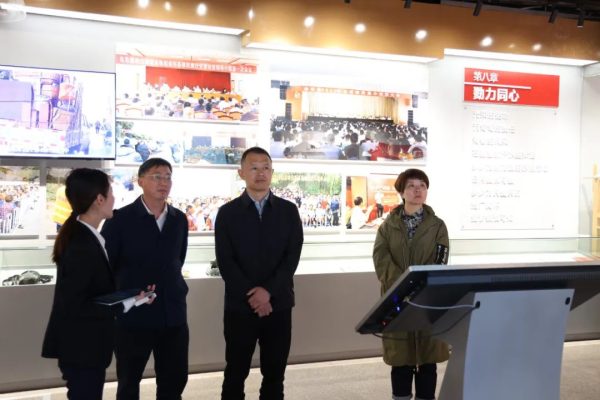 川滇明珠网，11月23日，杨复晗到会东县堵格一期风电场-会东网