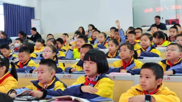 会东网,会东第三小学“课堂教学中的提问艺术”为专题的教研活动-会东网