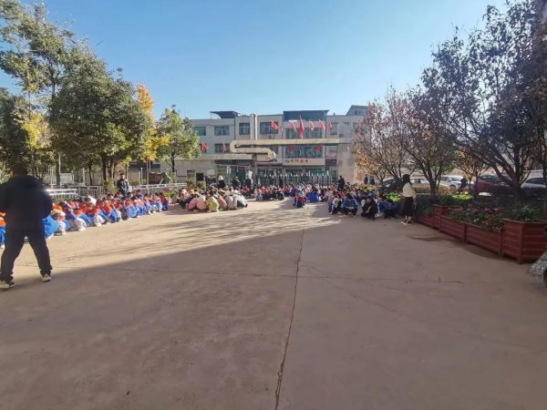 川滇明珠动态，会东县大桥中学为了加强学校安全工作插图2