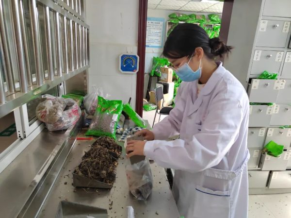 会东网动态，12月9日，会东县人民医院中医科推出预防新冠病毒中药方剂插图2