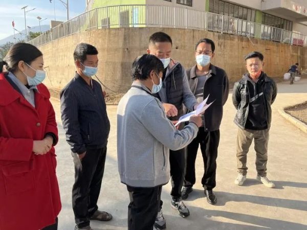 会东网动态， 会东委书记环江红到会东县天天爱幼儿园调研插图3